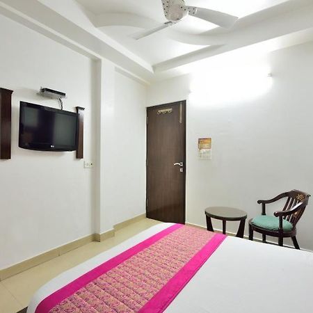 Hotel Sai International New Delhi Luaran gambar